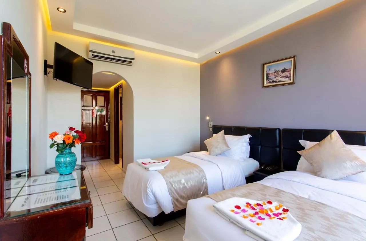 Hotel Akabar Marrakesh 3*,